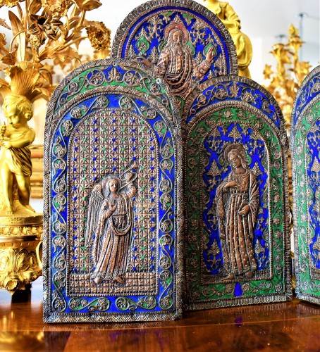 Louis XVI - Triptych in copper and  polychrome enamels.